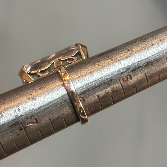 14k Kunzite Ring - Picture 10 of 17